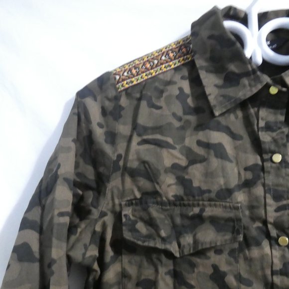 MAX | UK 14 EUR 40 | Camo / Camouflage Snap Button-Up Front Shirt | NWOT - Picture 5 of 16